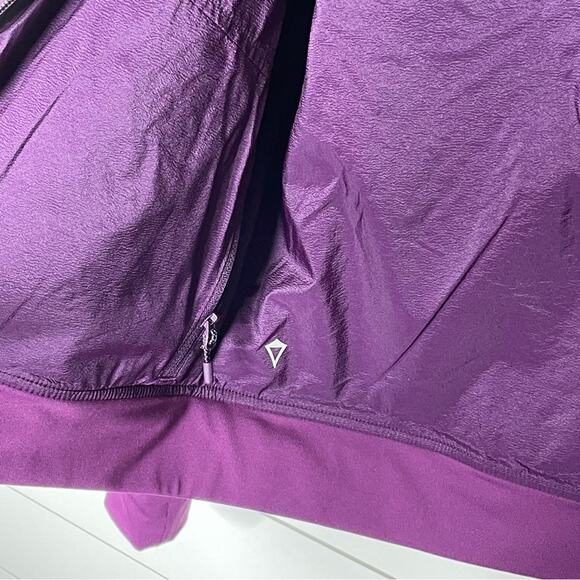 IVIVVA BY LULULEMON Wherever You Go Reversible Bomber Jacket Plum Size 14 - Picture 12 of 12